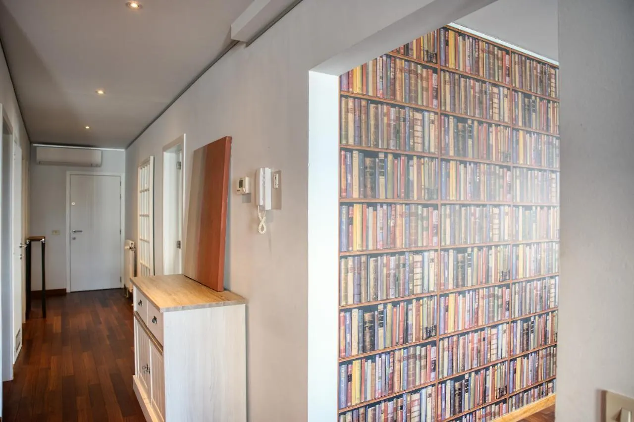 Beautiful City Center Apartments In Ghent Near Medieval Castle